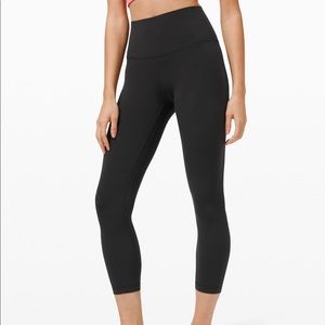 black cropped lululemon align leggings 23” size 4